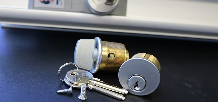 Commercial Lock Installation Riverside